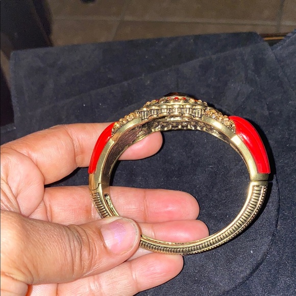 Heidi Daus Collectors Edition Crystal Accent Hinged Bracelet - Picture 5 of 8